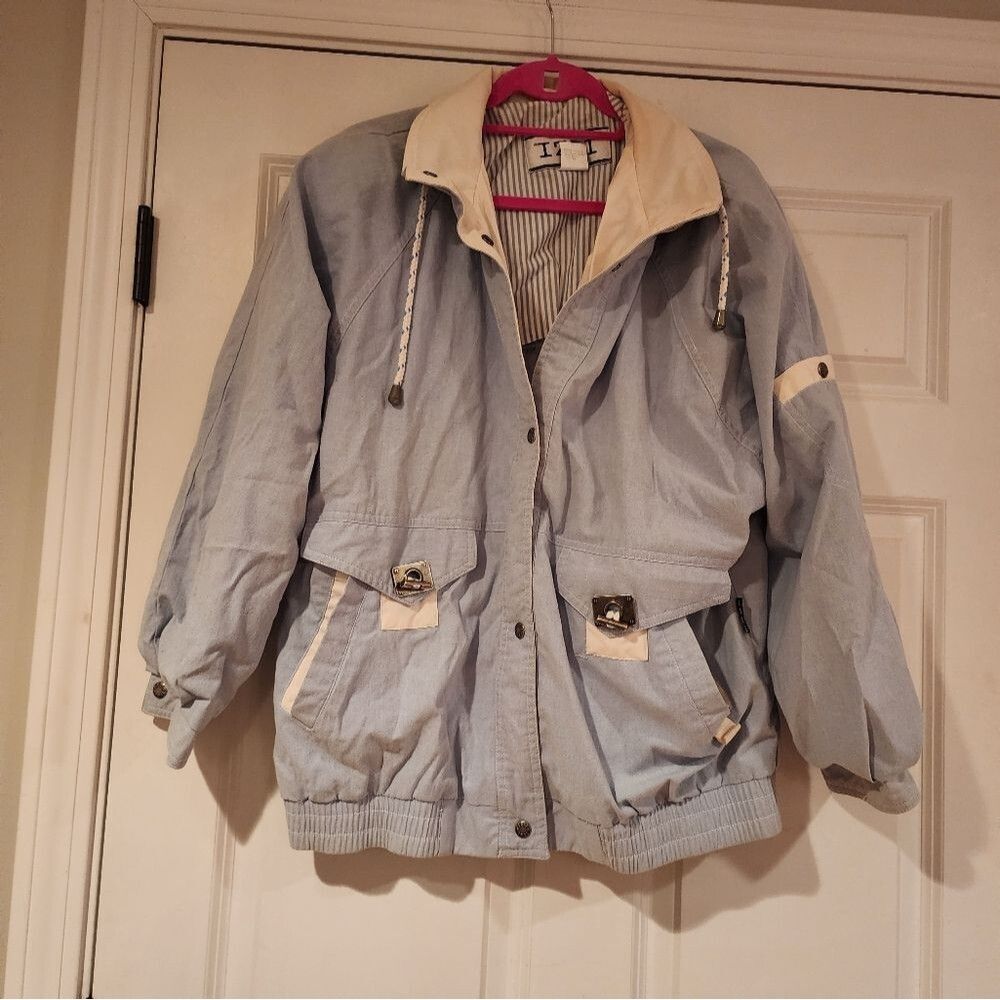 Izzi vintage blue and white jacket L